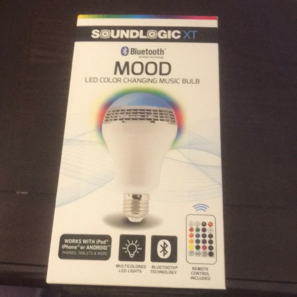 Soundlogic XT Bluetooth Speaker Music light Bulb